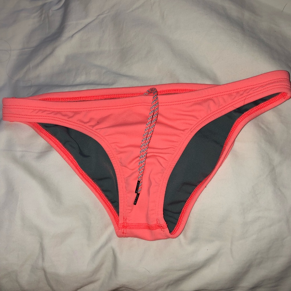 JOLYN Bali Bottoms: Papaya